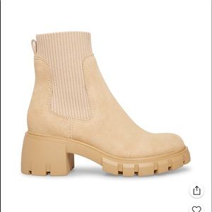 Hutch Sand Suede Boots